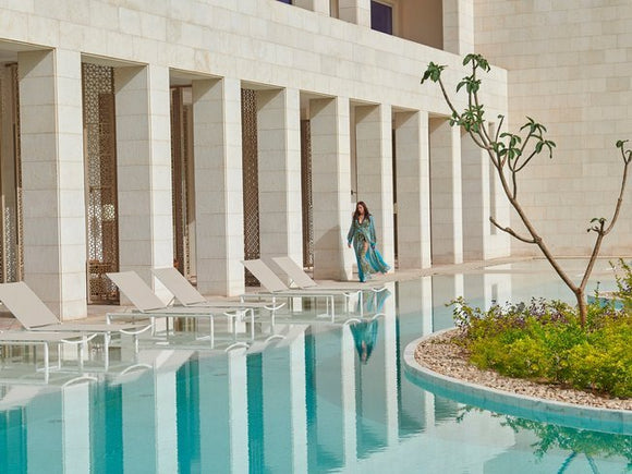 Discover the Ultimate Luxury Wellness Retreat in Jordan - HEATLNDN